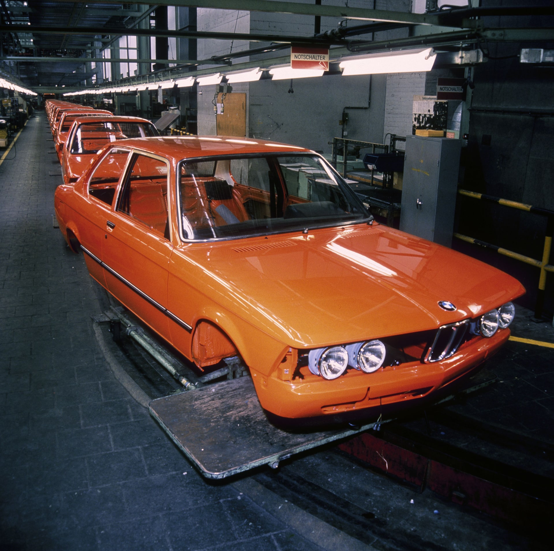 BMW ataca