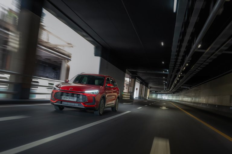 Los 5 SUV eléctricos con mejor relación autonomía-precio del mercado español en 2026 Los 5 SUV eléctricos con mejor relación autonomía-precio del mercado español en 2026