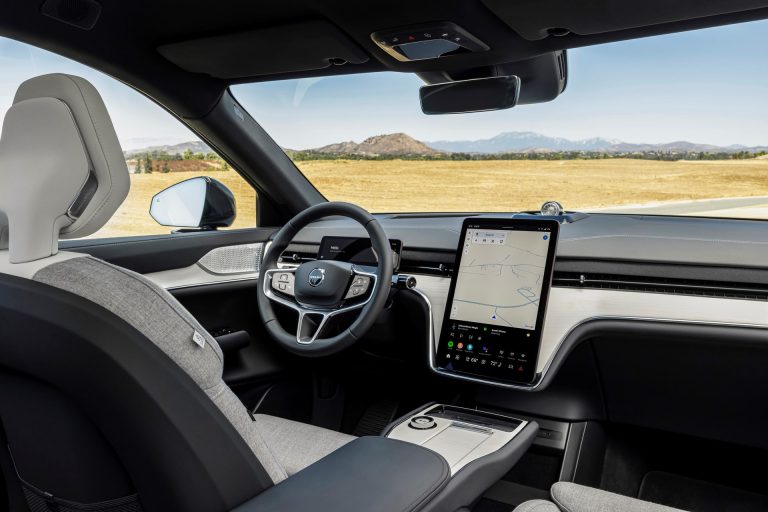 Volvo EX90 vs Audi Q8 e-tron: el desafío sueco contra el establishment alemán Volvo EX90 vs Audi Q8 e-tron: el desafío sueco contra el establishment alemán