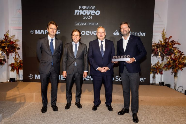 Cómo elegir un SUV moderno con las últimas funciones tecnológicas en 2026: pantallas, ADAS y conectividad bajo