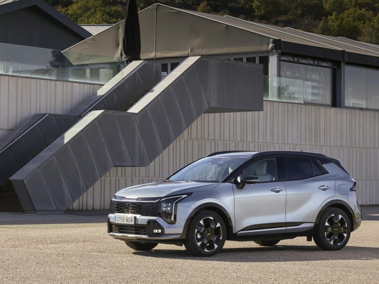 Kia Sportage PHEV vs Hyundai Tucson PHEV: la eterna guerra civil coreana ahora medida en autonomía eléctrica