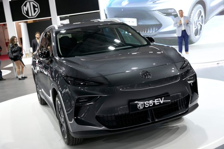 MG S5 EV vs Jaecoo 5 EV: el asalto chino low-cost al SUV-C eléctrico se libra por debajo de 30.000 euros MG S5 EV vs Jaecoo 5 EV: el asalto chino low-cost al SUV-C eléctrico se libra por debajo de 30.000 euros