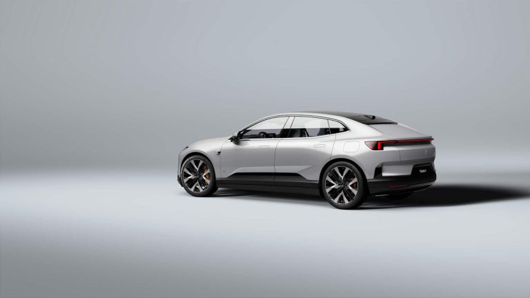 Polestar 4 vs Tesla Model Y: el sueco-chino de gama alta contra el rey del SUV eléctrico premium