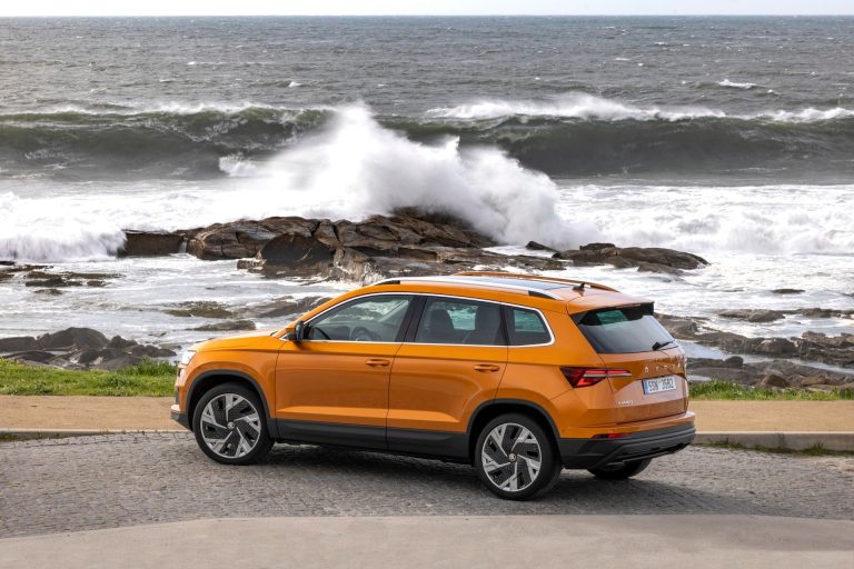 Ranking de los SUV familiares con mejor equipamiento tecnológico de serie por menos de 40.000 euros en 2026 Ranking de los SUV familiares con mejor equipamiento tecnológico de serie por menos de 40.000 euros en 2026