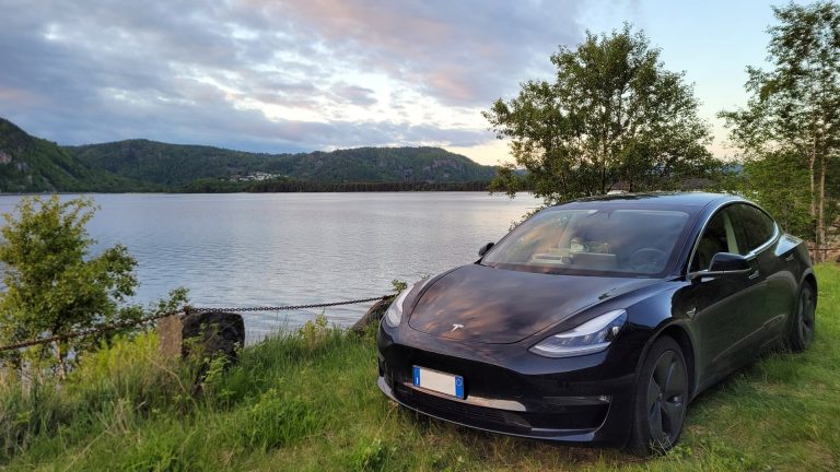 Xpeng G6 vs Tesla Model Y: el asalto chino al SUV eléctrico más vendido de España Xpeng G6 vs Tesla Model Y: el asalto chino al SUV eléctrico más vendido de España