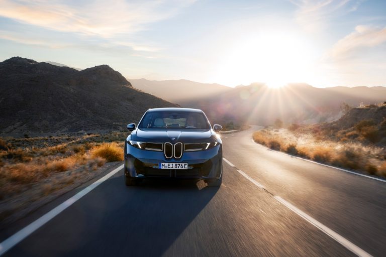 Ranking de los 5 SUV premium con mejor pantalla e infoentretenimiento en 2026