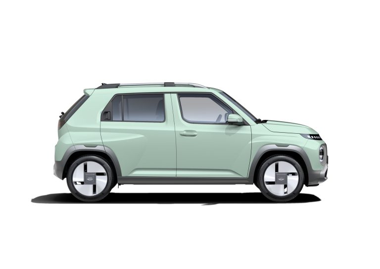 Cómo elegir un utilitario para ZBE en 2026: etiqueta, autonomía útil y coste real por kilómetro