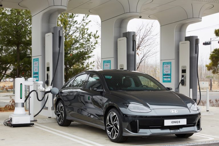 Ranking de los compactos eléctricos con carga más rápida en corriente continua a la venta en España en 2026 Ranking de los compactos eléctricos con carga más rápida en corriente continua a la venta en España en 2026