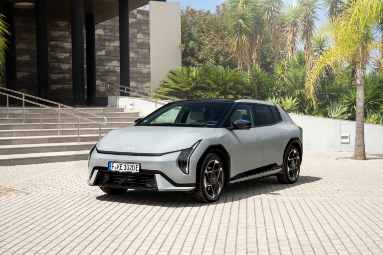 Cómo elegir un compacto eléctrico según la potencia de carga DC en 2026: cuándo necesitas 150 kW y cuándo bastan 100 kW Cómo elegir un compacto eléctrico según la potencia de carga DC en 2026: cuándo necesitas 150 kW y cuándo bast